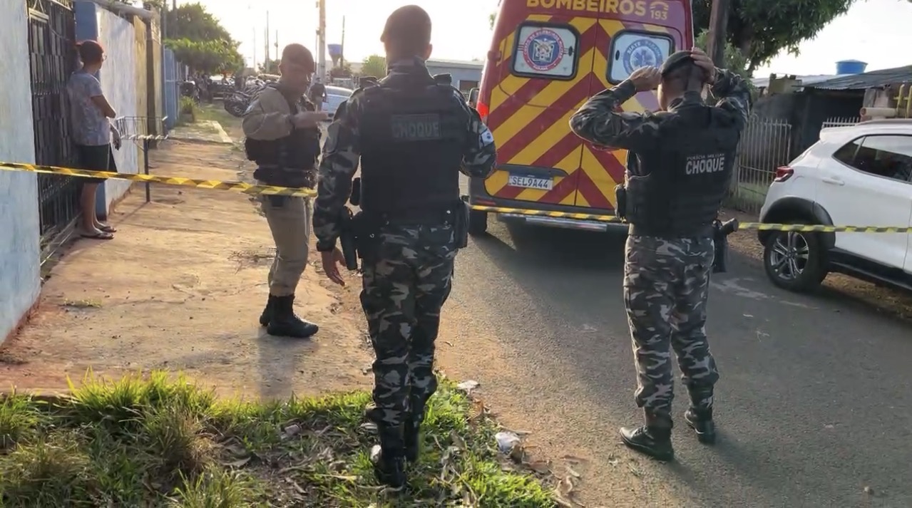 SUSPEITO MORRE EM CONFRONTO COM A ROCAM NO JARDIM DOURADO, EM FOZ DO IGUAÇU