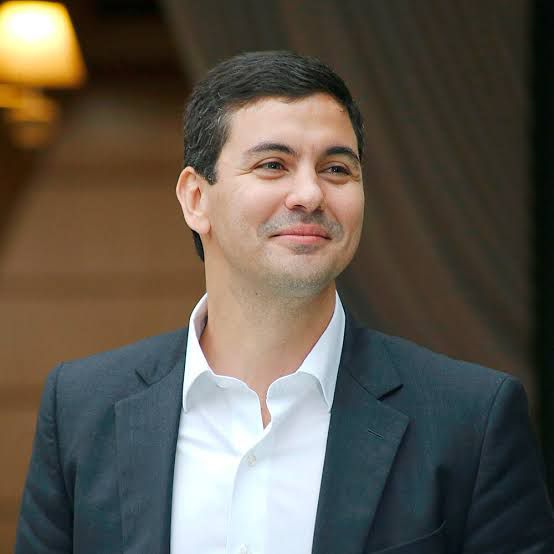 Paraguai avança enquanto o Brasil observa: decreto de Santiago Peña acende alerta na fronteira