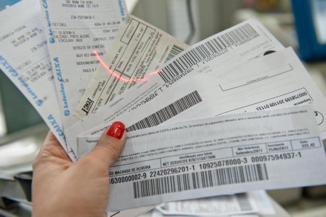 Lei do superendividamento: saiba o que é e como participar