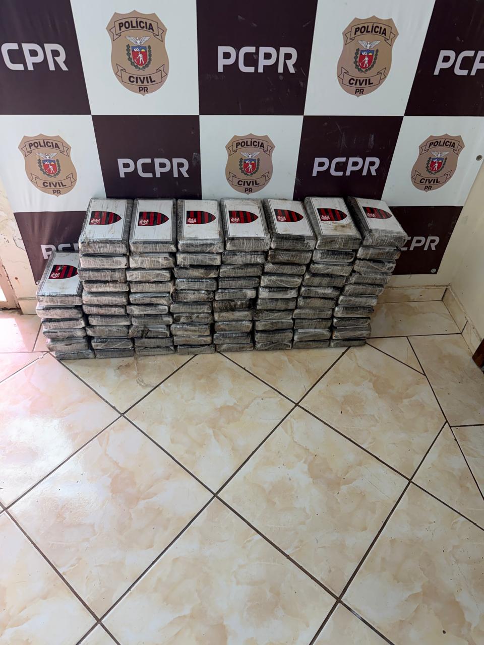 PCPR APREENDE CARGA MILIONÁRIA DE COCAÍNA EM FOZ DO IGUAÇU