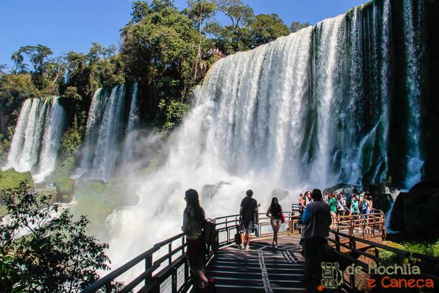 Evacuação de trilhas nas Cataratas do Iguaçu na Argentina mobiliza autoridades