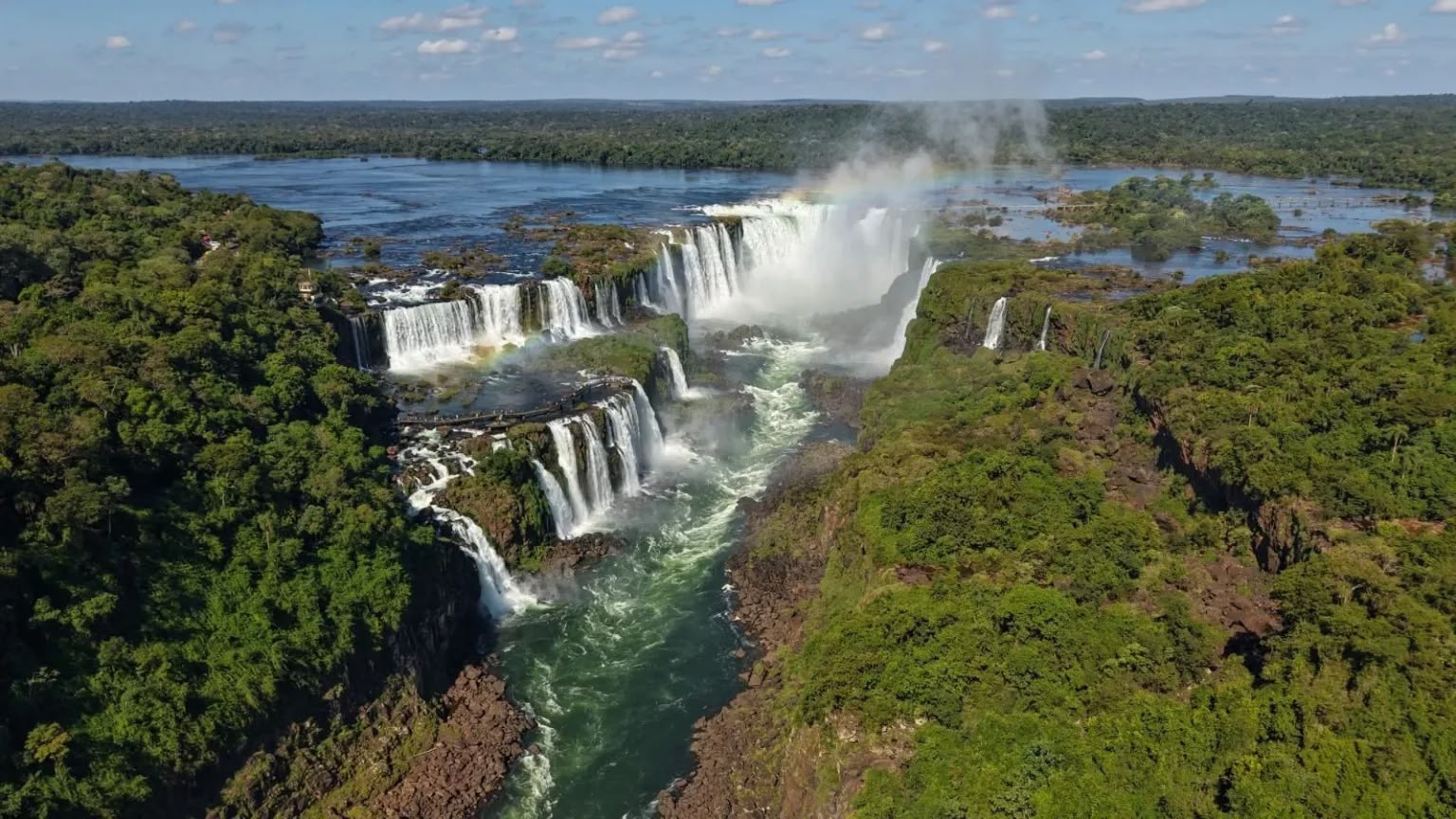 FOZ DO IGUAÇU SE MANTÉM ENTRE OS DESTINOS MAIS COMERCIALIZADOS DO BRASIL, APONTA BRAZTOA
