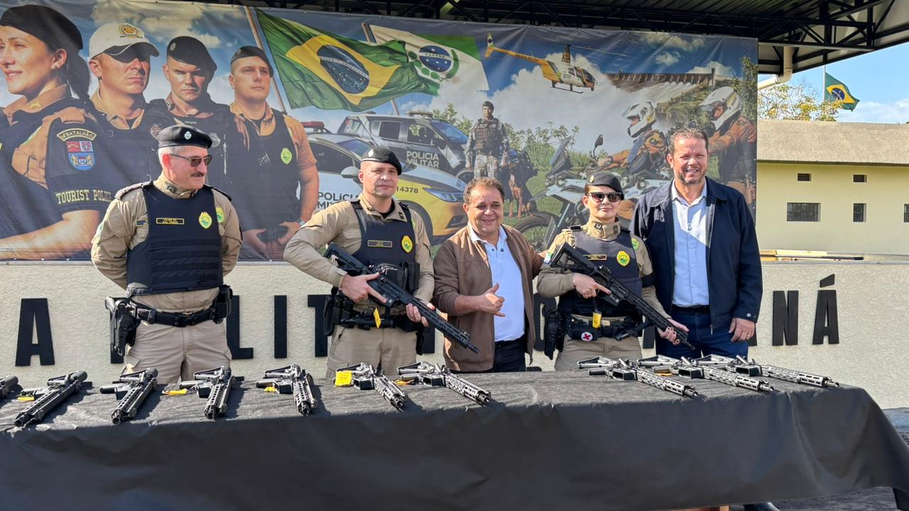 14º BPM de Foz do Iguaçu recebe 12 novos fuzis para reforçar ações da Polícia Militar