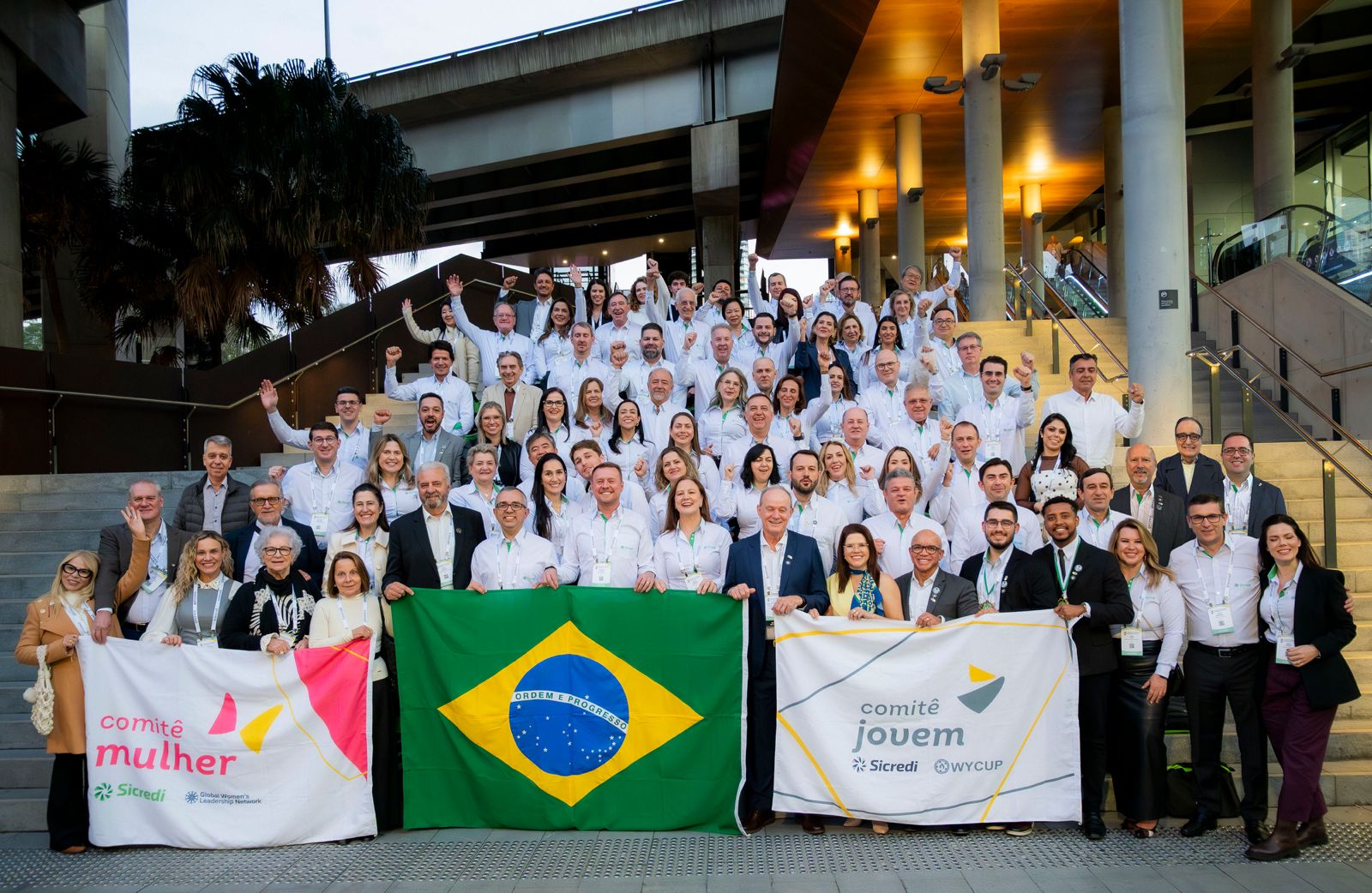 Sicredi leva mais de 100 lideranças à Conferência Mundial das Cooperativas de Crédito na Austrália