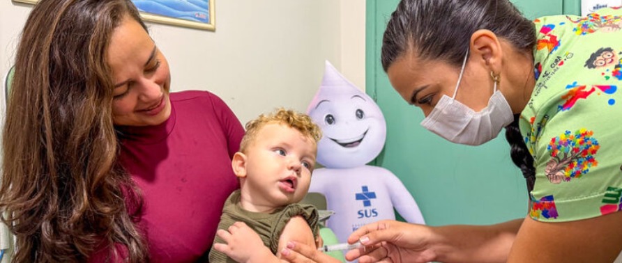 Multivacinação 2026 começa em 3 de agosto e busca ampliar cobertura vacinal de crianças e adolescentes em Foz do Iguaçu