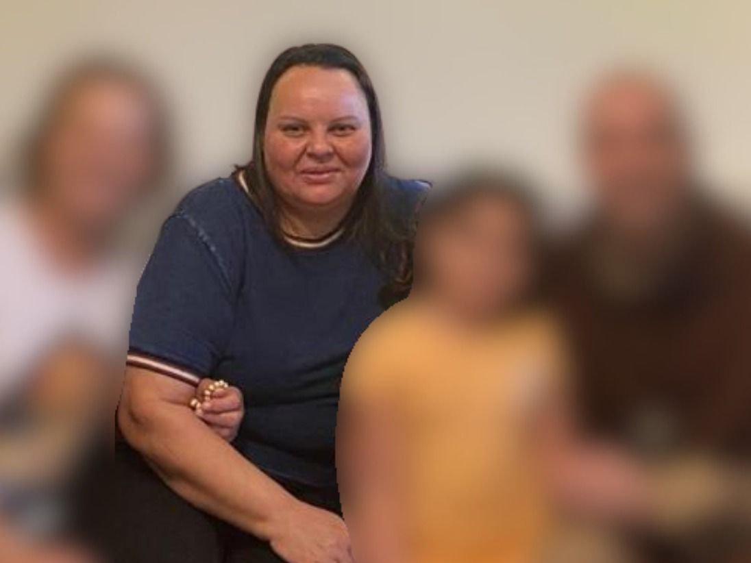 Tatiane Vetorello em novembro 2023, com 16 Kg a mais e muitas complicações de saúde. (Arquivo Pessoal)
