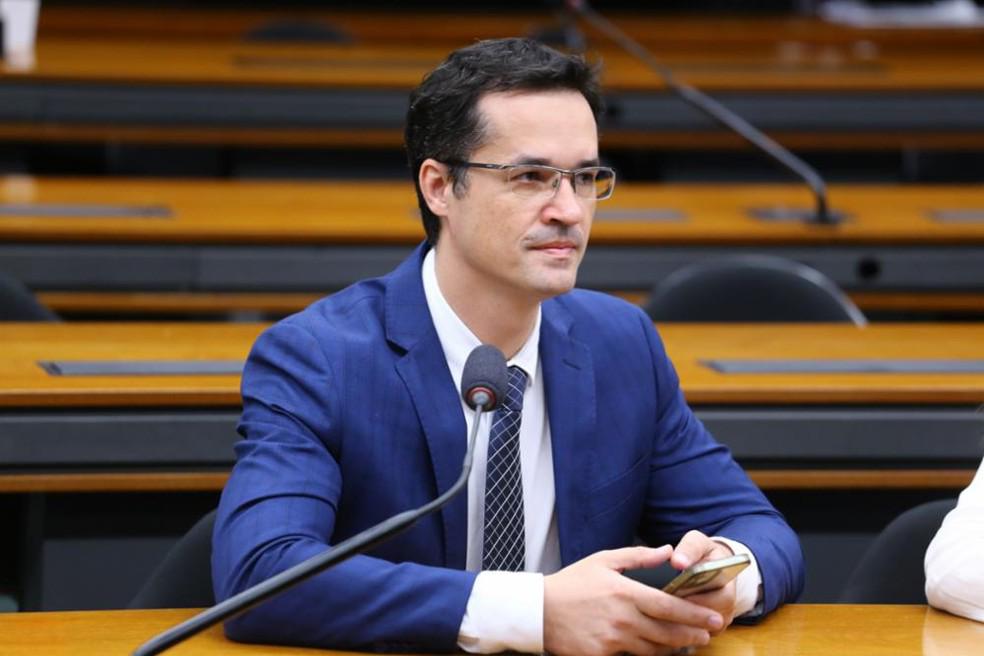 Corrida ao Senado no Paraná coloca Deltan à frente de Curi, Gleisi e Filipe Barros