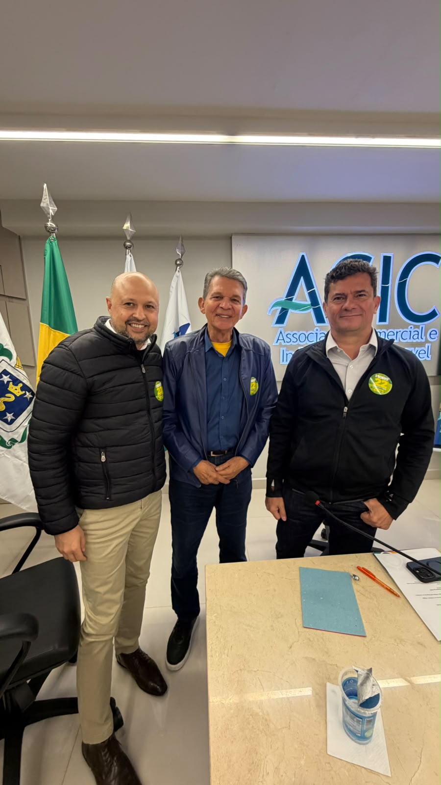Silva e Luna acompanha Moro em agenda em Cascavel, com encontro empresarial e caminhada