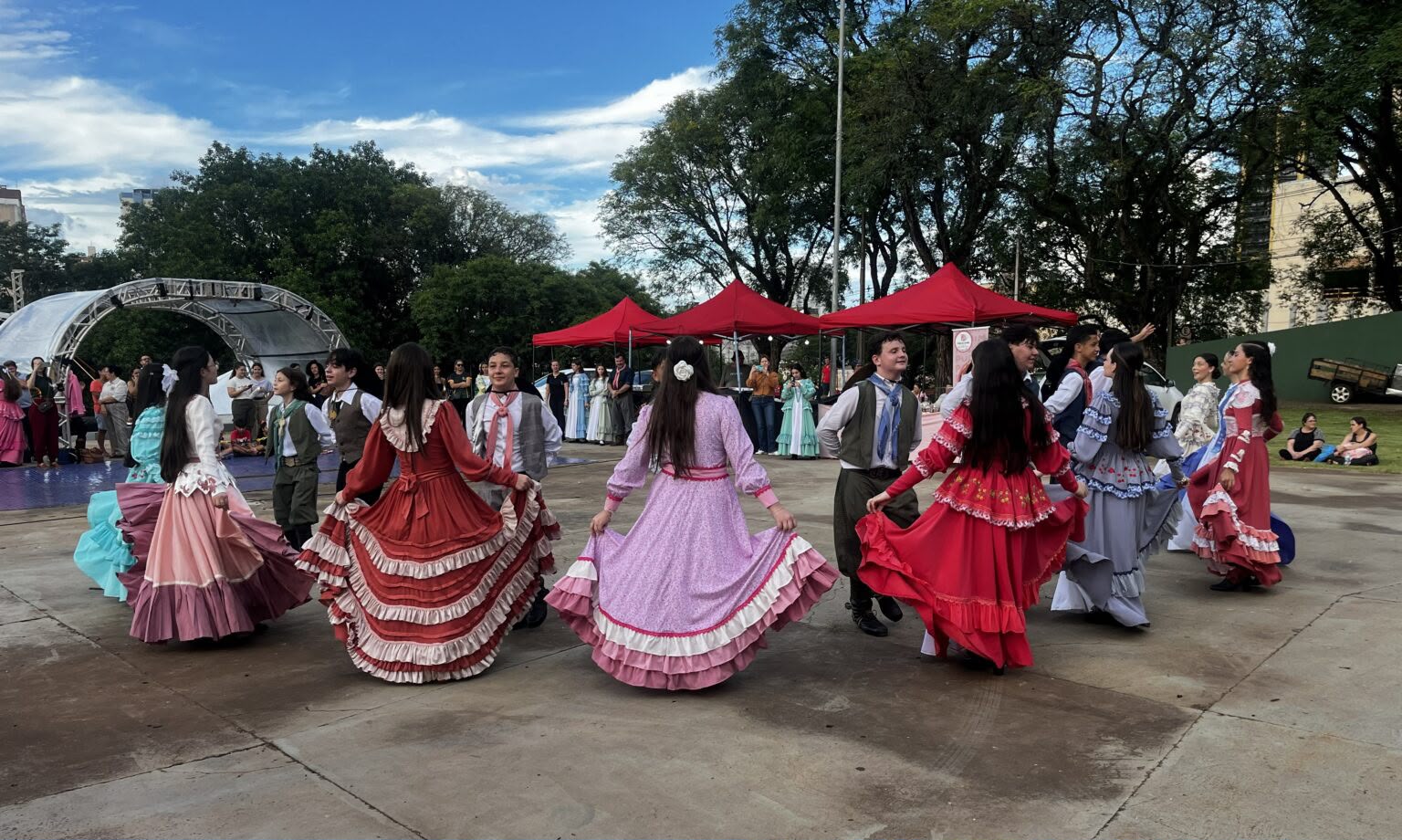 Foz do Iguaçu abre disputa de R$ 238 mil para premiar quem já faz cultura nas periferias
