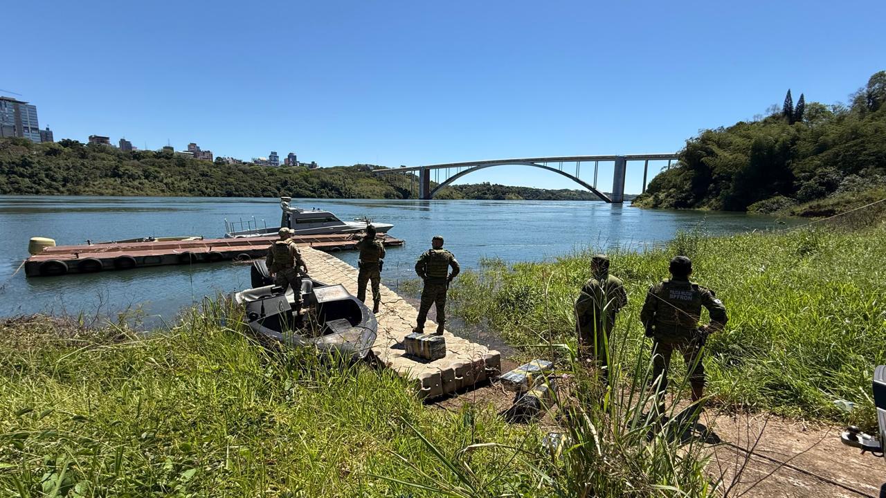 apreensão de maconha em Foz do Iguaçu