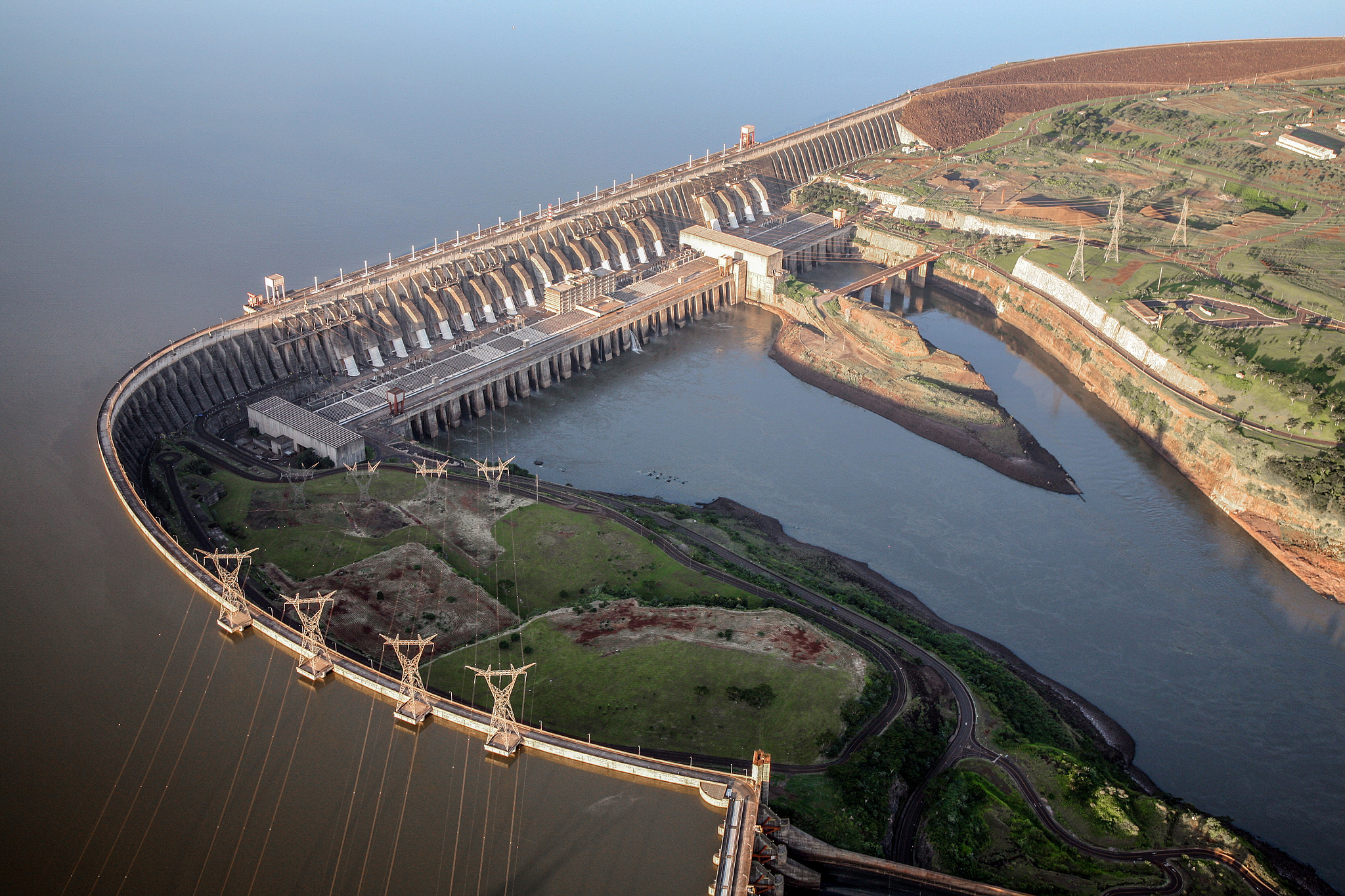 Segurança da barragem de Itaipu